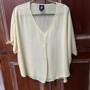 Bobeau top yellow size small